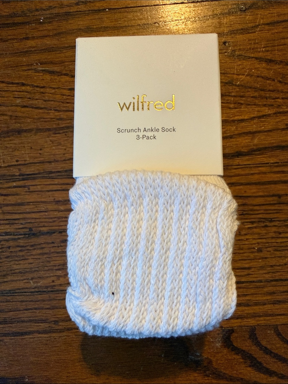 Wilfred White Scrunch Ankle Socks